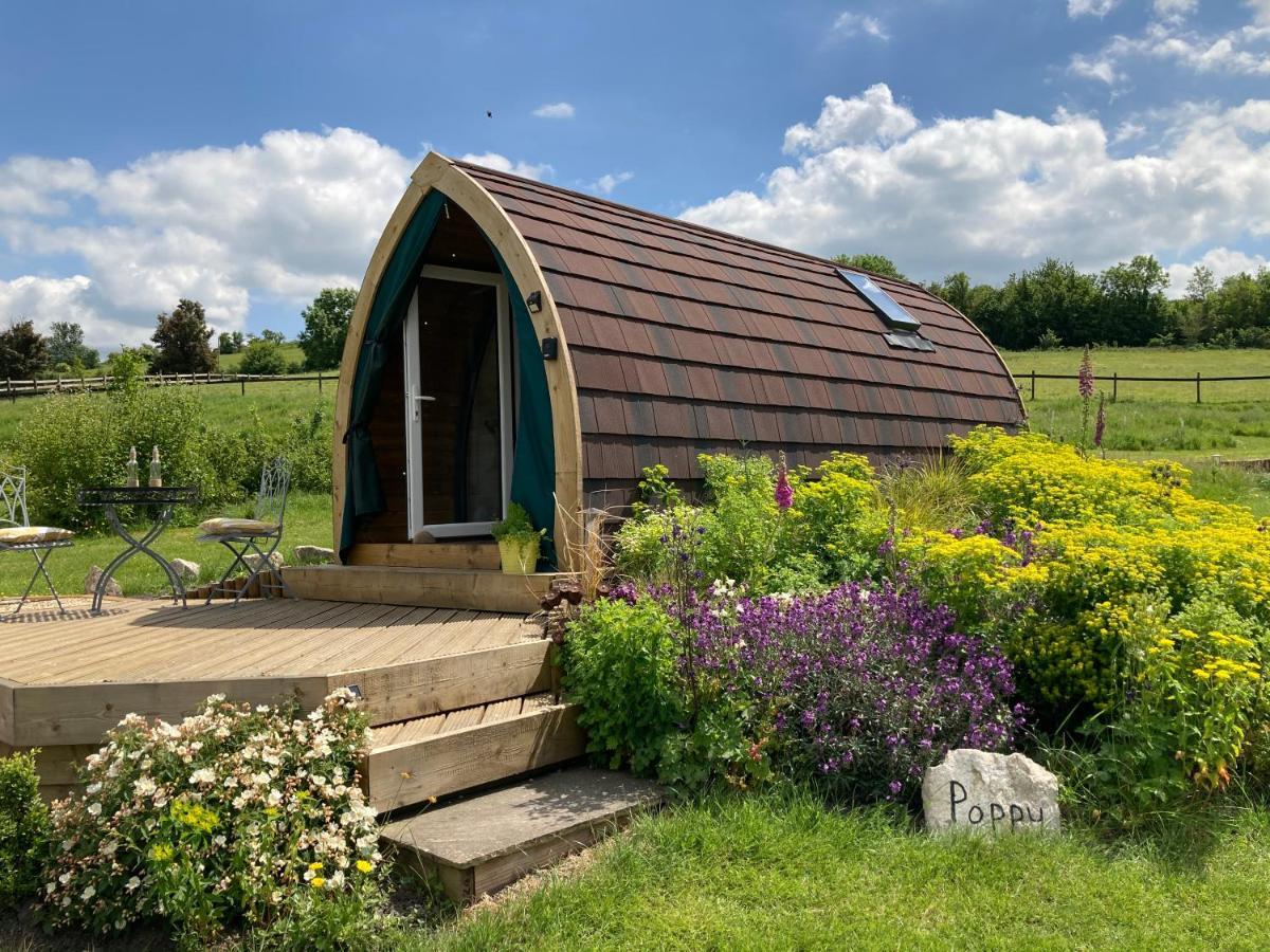 Slades Farm Glamping Villa Westbury  Exterior photo