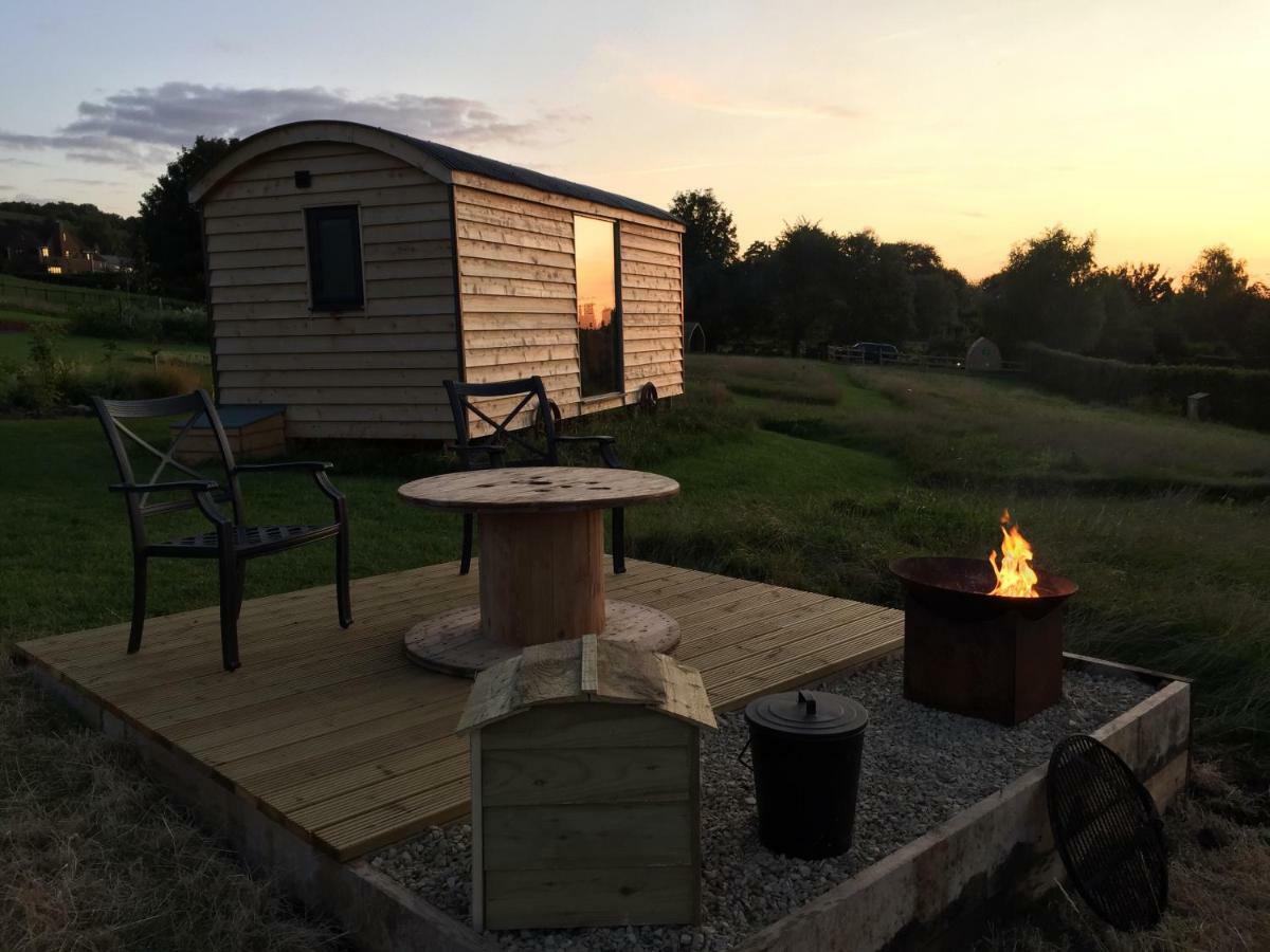 Slades Farm Glamping Villa Westbury  Exterior photo